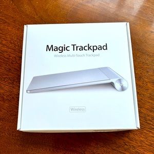 Apple Wireless Multi-Touch Magic Trackpad